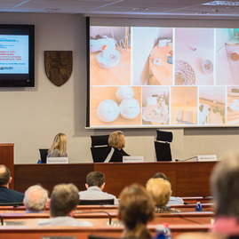 Zväčšiť fotografiu - Ako pomôžeme osamelým seniorom v kraji? - TSK_IDA konferencia_mini (21 of 27)